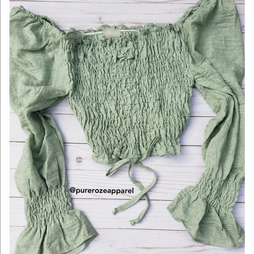 Crop top